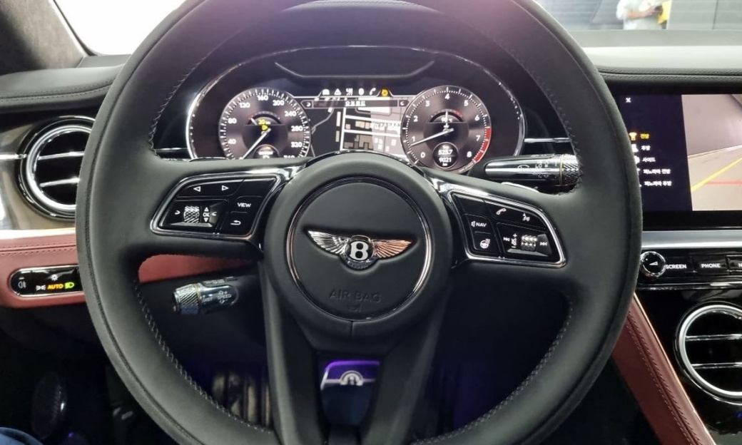 Bentley Continental 4.0 GTS, 2024