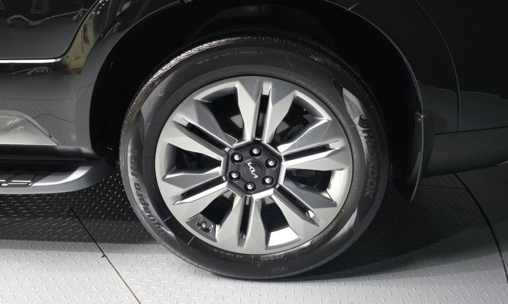 Kia Mohave Diesel 3.0 4WD 6-Seater, 2024