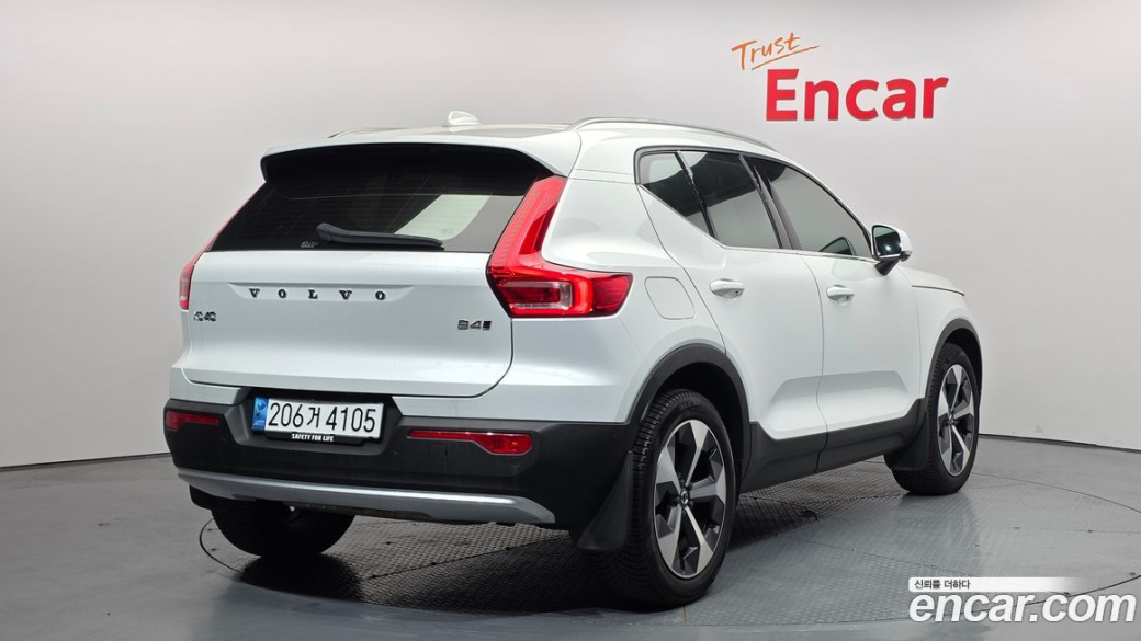 Volvo XC40 B4 Ultimate Bright, 2023