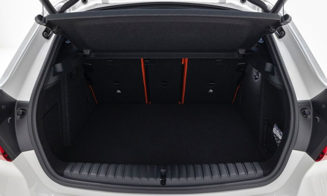 BMW 1-Series M135i xDrive, 2024