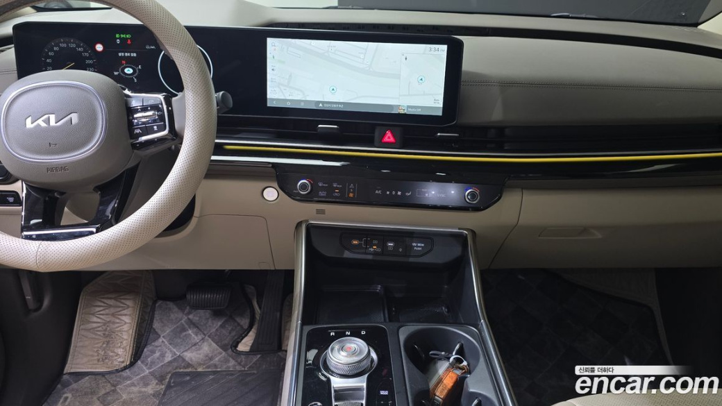 Kia Carnival 7-Seater Signature, 2024