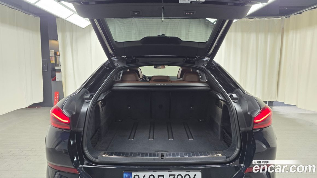 BMW X6 xDrive40i M Sport, 2025
