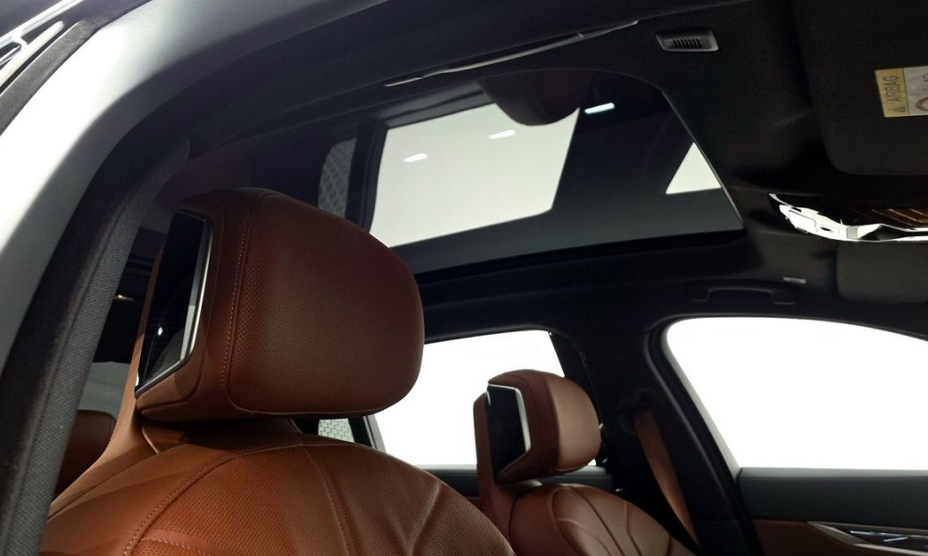 BMW 7-Series 740d xDrive M Sport, 2025
