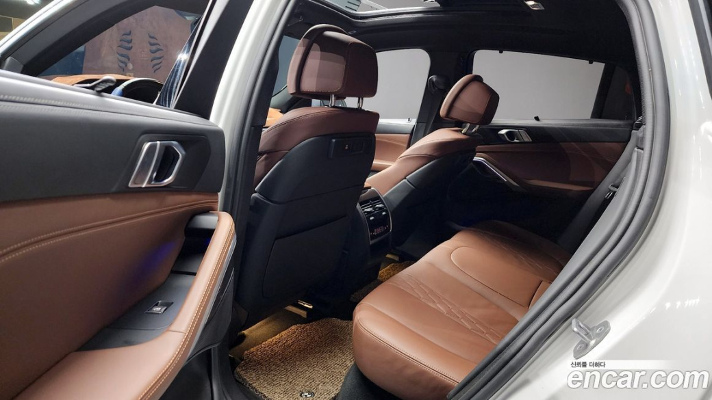 BMW X6 xDrive40i M Sport, 2022