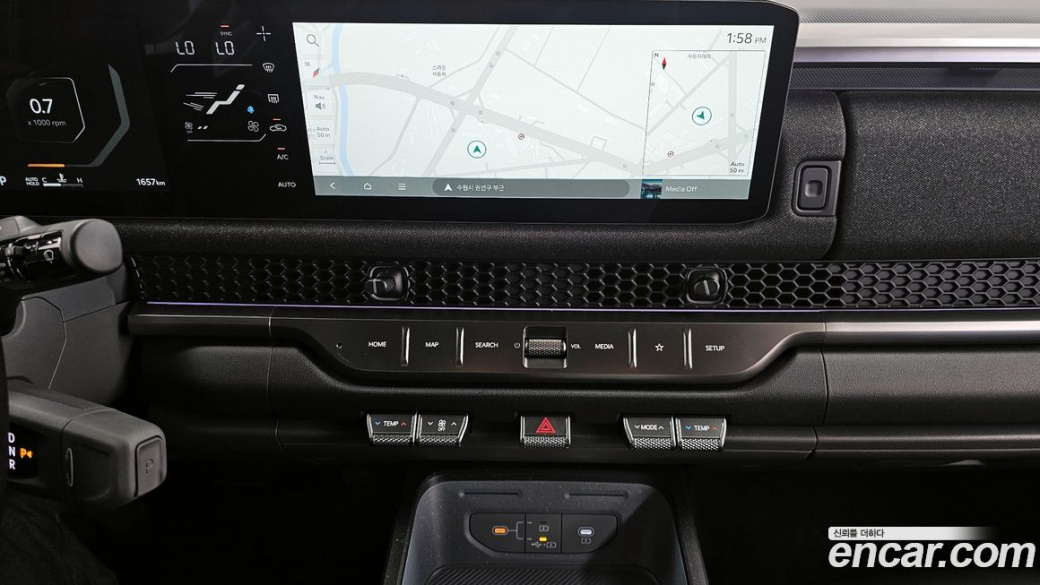 Kia Tasman 2.5T Gasoline 4WD, 2026