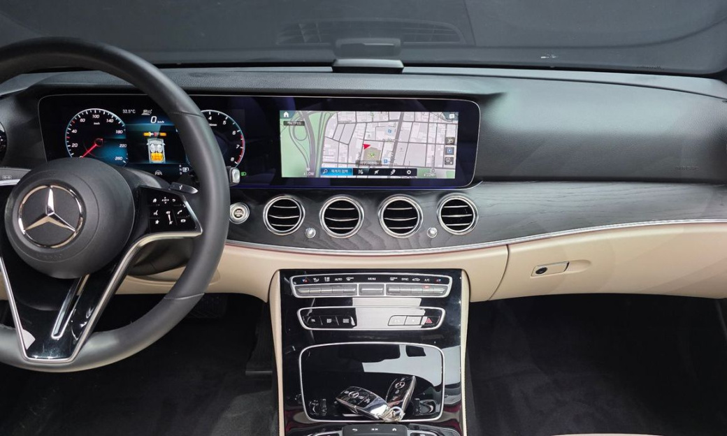 Mercedes-Benz E-Class E250 Avantgarde, 2023