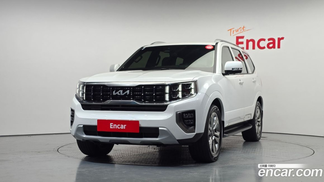 Kia Mohave Diesel 3.0 4WD 7-Seater, 2023