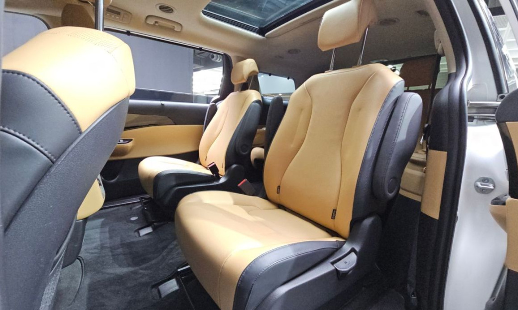 Kia Carnival 9-Seater Noblesse, 2023