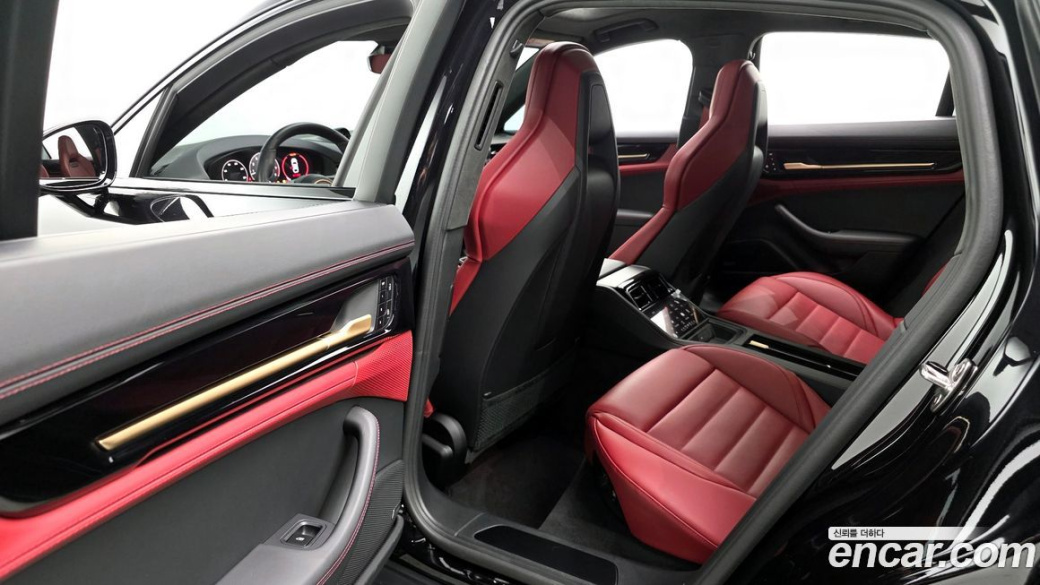 Porsche Panamera 4.0 GTS, 2025