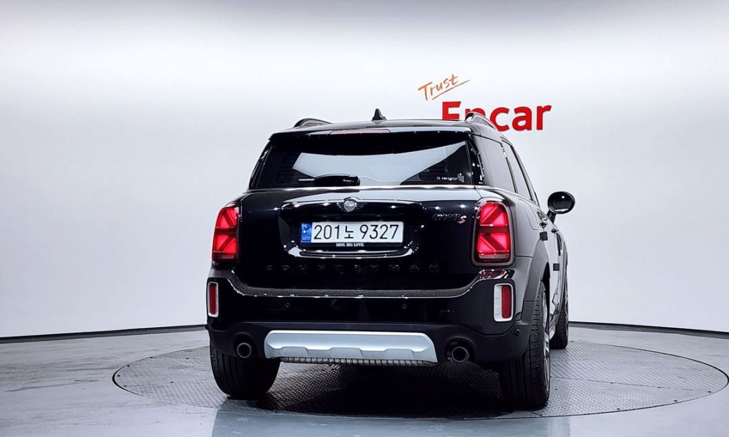 Mini Countryman ALL4 Classic Launch Pack, 2023