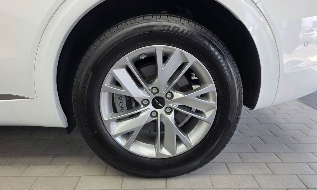 Genesis GV70 2.5T Gasoline 2WD, 2025