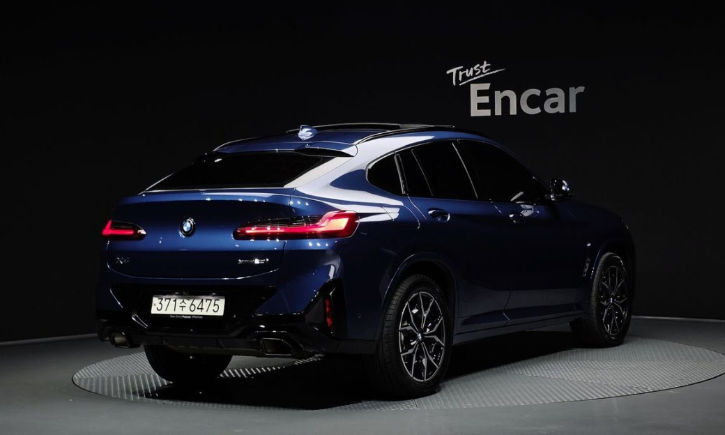BMW X4 xDrive20i M Sports Pro, 2024
