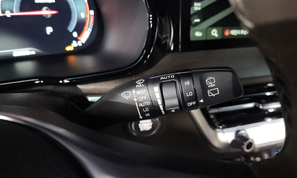 Kia Mohave Diesel 3.0 4WD 7-Seater, 2024