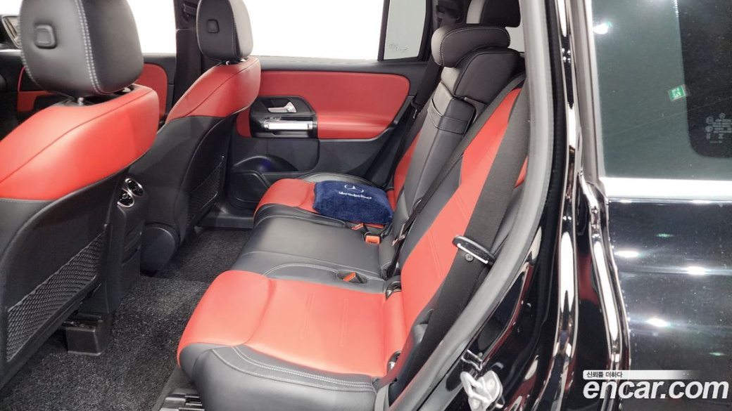 Mercedes-Benz GLB-Class AMG GLB35 4MATIC, 2023