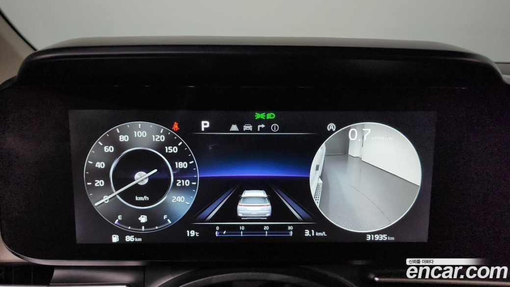 Kia Carnival 9-Seater Hi-Limousine, 2022