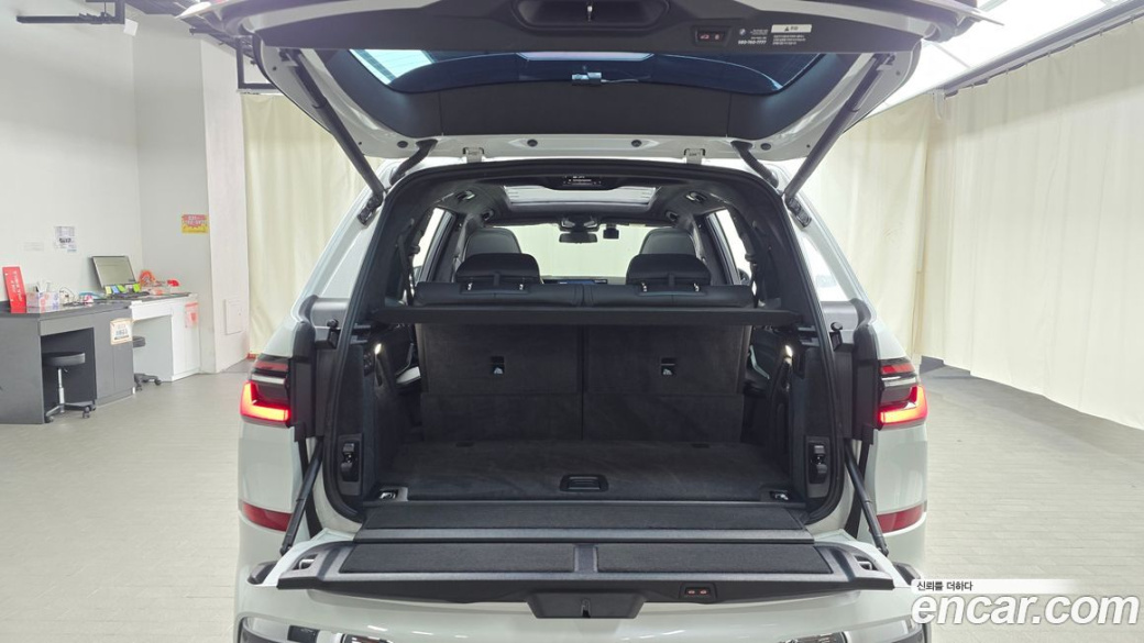 BMW X7 xDrive 40i M Sport 6STR, 2025