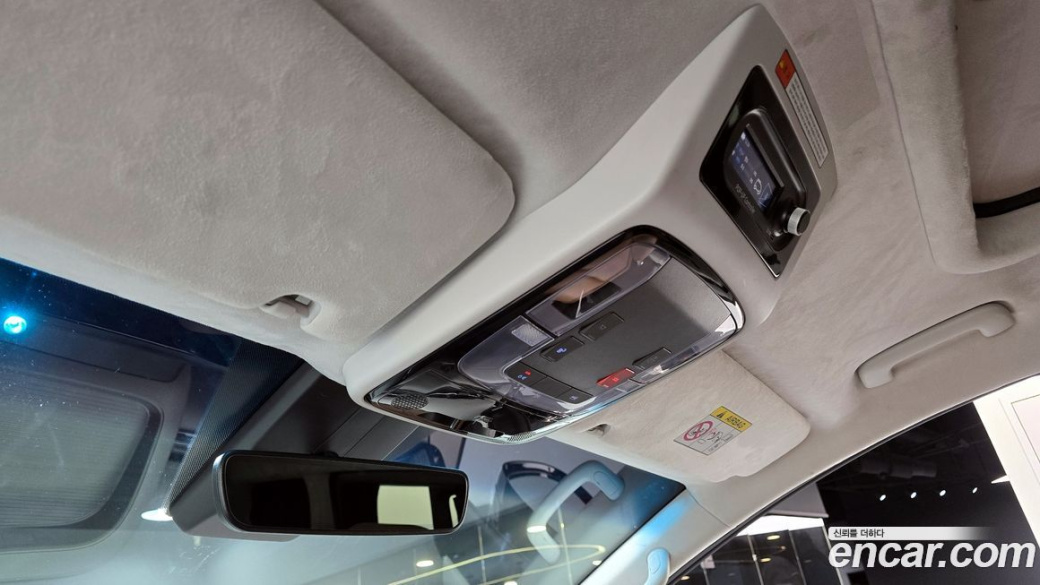 Hyundai Staria 2WD Camping Car, 2024