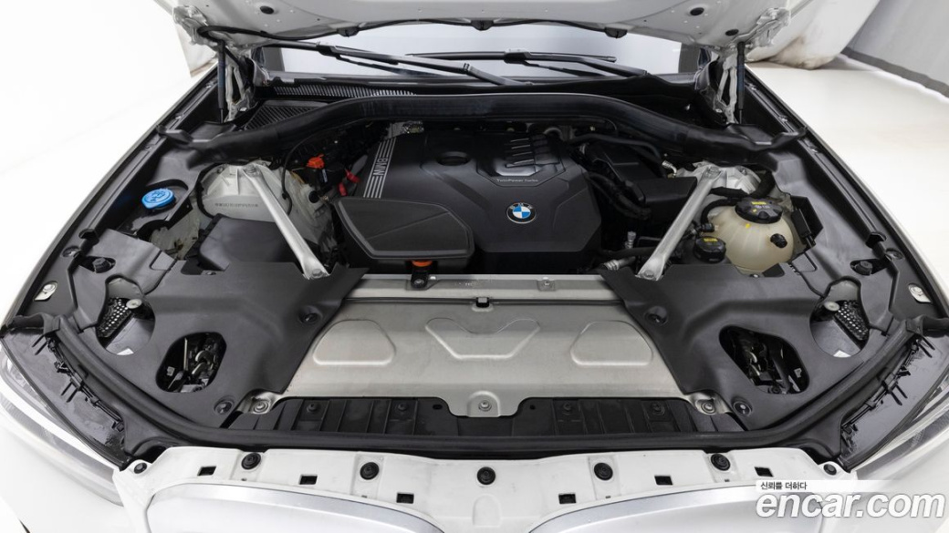 BMW X4 xDrive20i M Sport, 2023