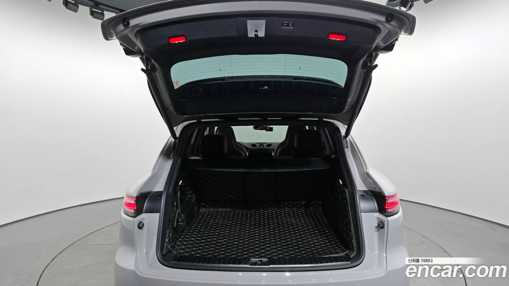 Porsche Cayenne 4.0 Turbo, 2022