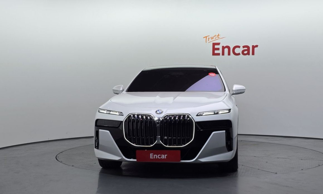 BMW 7-Series 740d xDrive M Sport, 2025