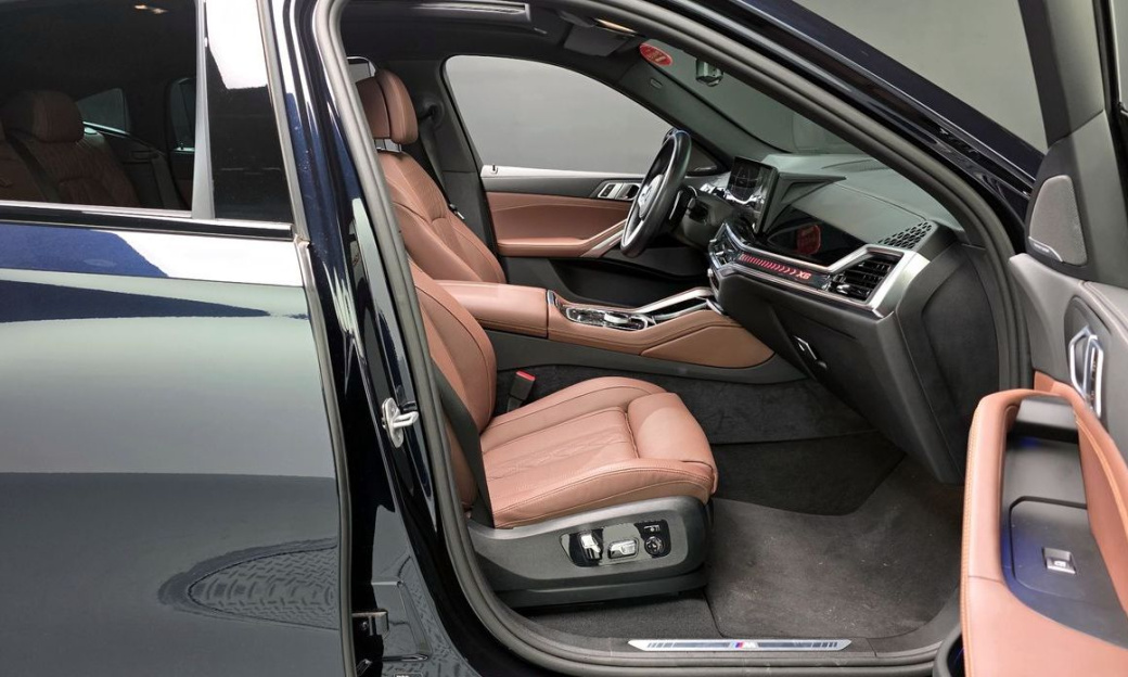 BMW X6 xDrive40i M Sport, 2025