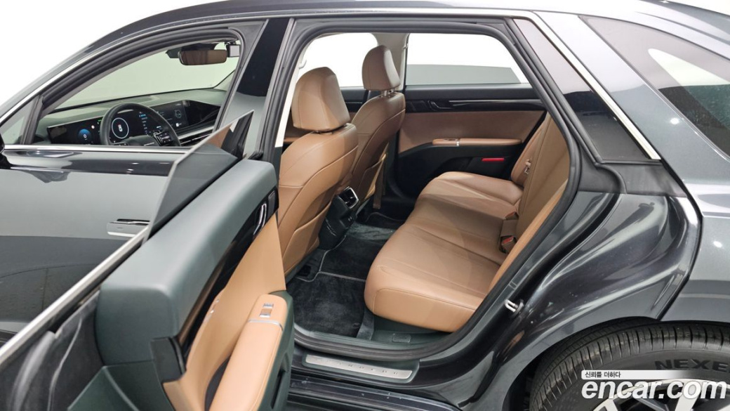 Hyundai Grandeur 2,5 Gasoline 2WD, 2023