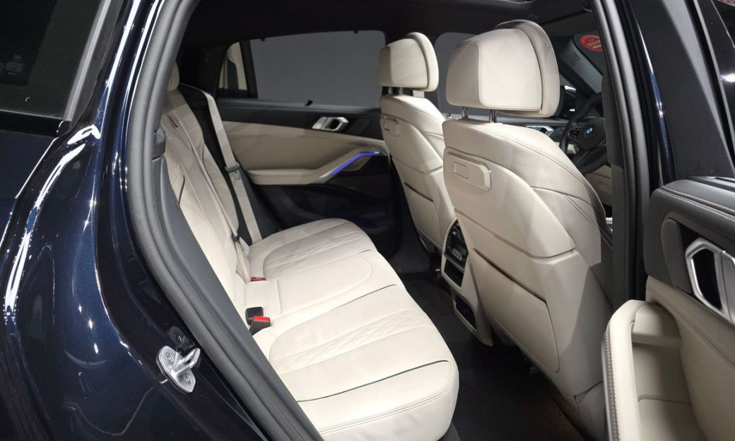 BMW X6 xDrive40i M Sport, 2025