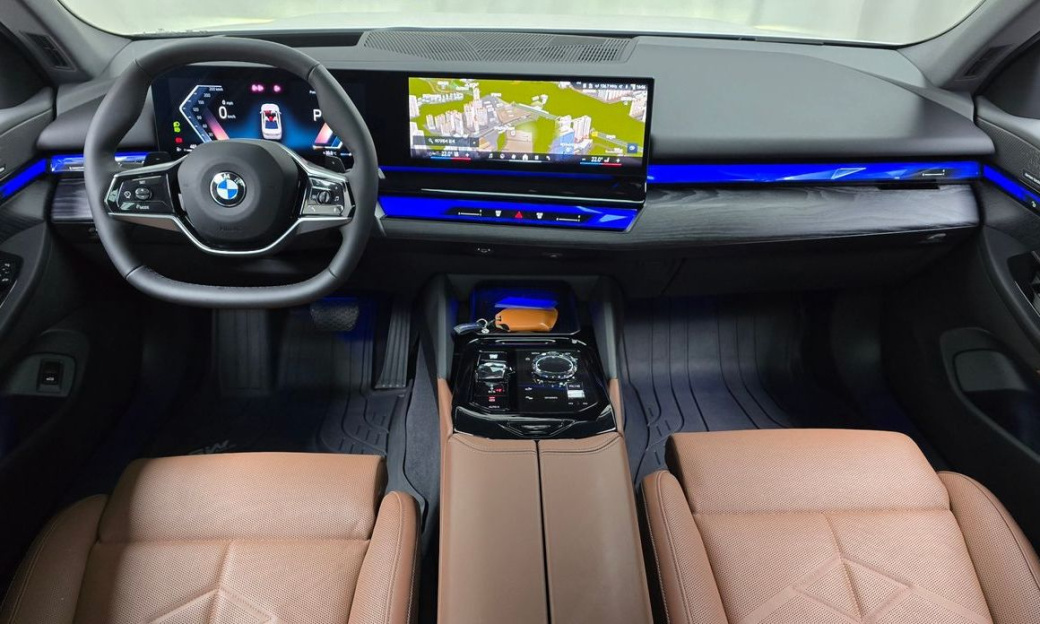 BMW 5-Series 530i xDrive, 2026