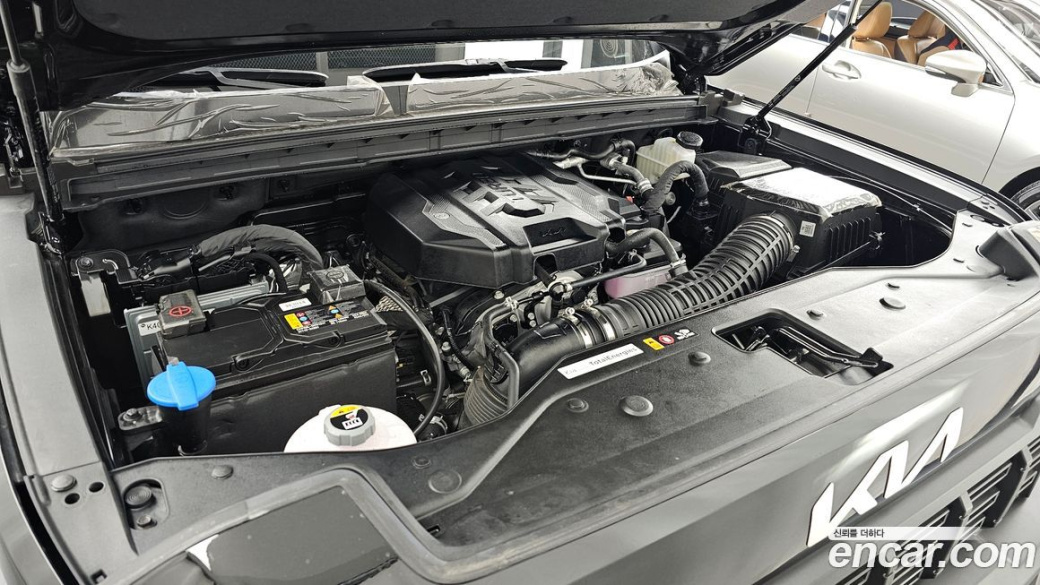 Kia Tasman 2.5T Gasoline 2WD, 2026