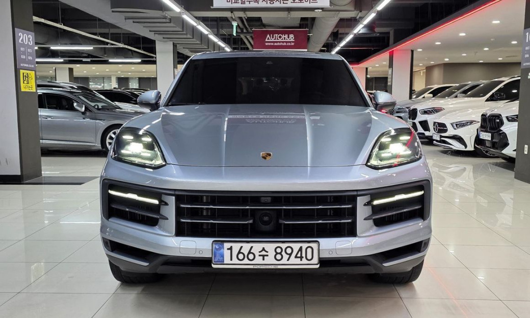 Porsche Cayenne 3.0, 2025