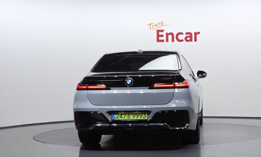BMW 7-Series 740d xDrive M Sport, 2025