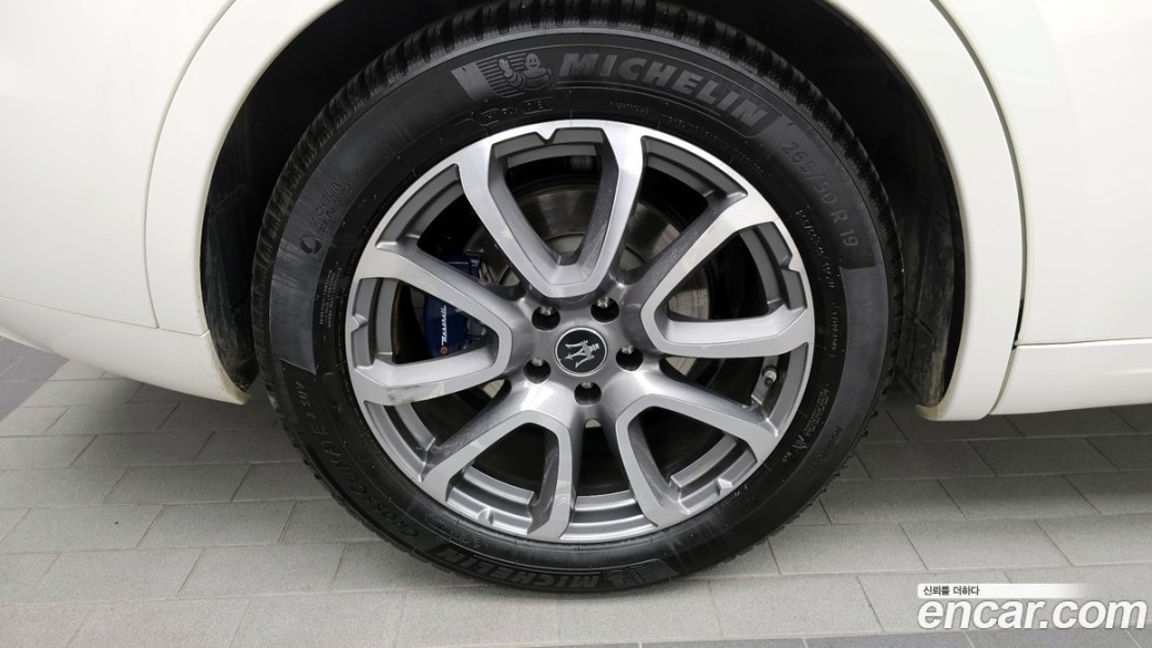 Maserati Levante 2.0 GT AWD, 2022