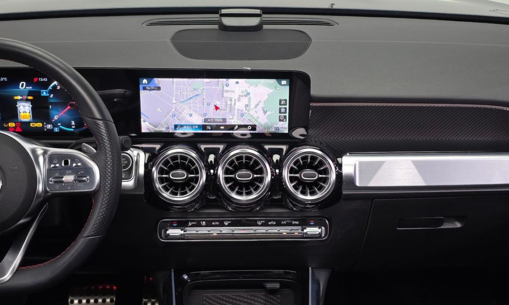 Mercedes-Benz GLB-Class GLB250 4MATIC, 2023