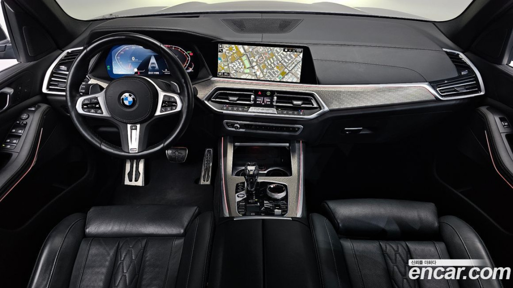 BMW X5 xDrive 40i M Sport, 2022