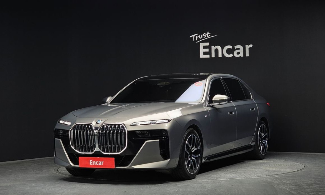 BMW 7-Series 740i xDrive M Sport, 2024