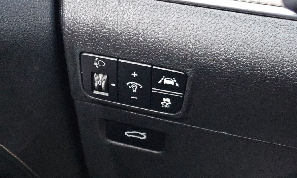 Kia K5 2.0, 2022