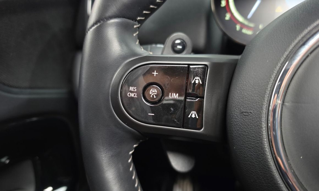 Mini Countryman JCW Launch Pack, 2023