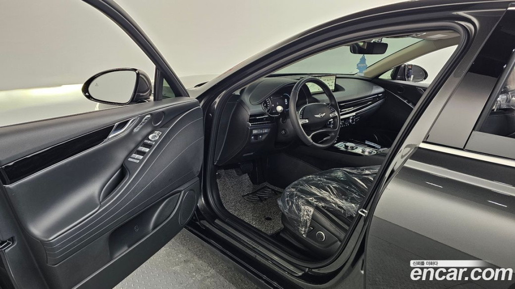 Genesis G80 Gasoline 2.5 Turbo 2WD, 2024