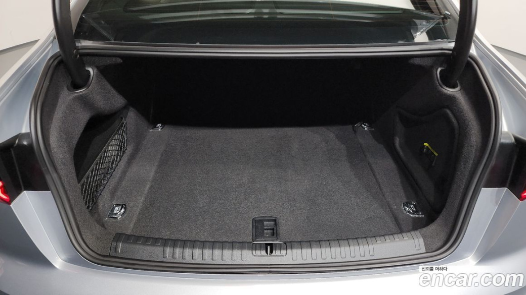 Audi A6 45 TFSI Quattro Premium, 2022