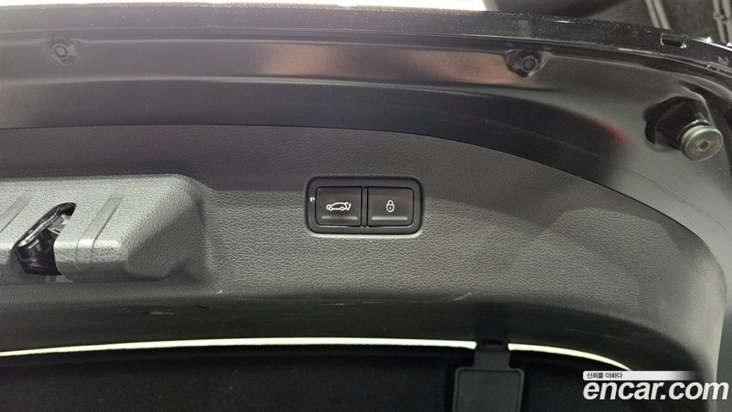 Genesis G70 Gasoline 2.0T 2WD, 2023