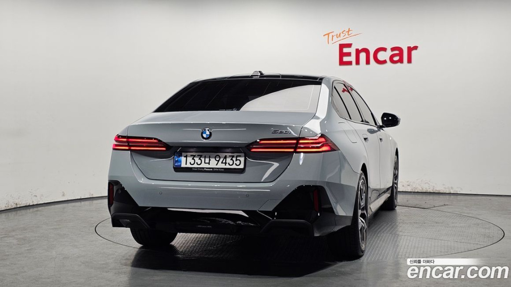 BMW 5-Series 520i M Sport, 2024