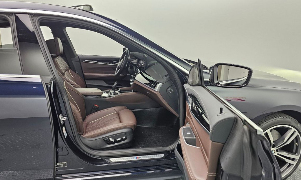 BMW Gran Turismo 630i xDrive M Sport, 2022
