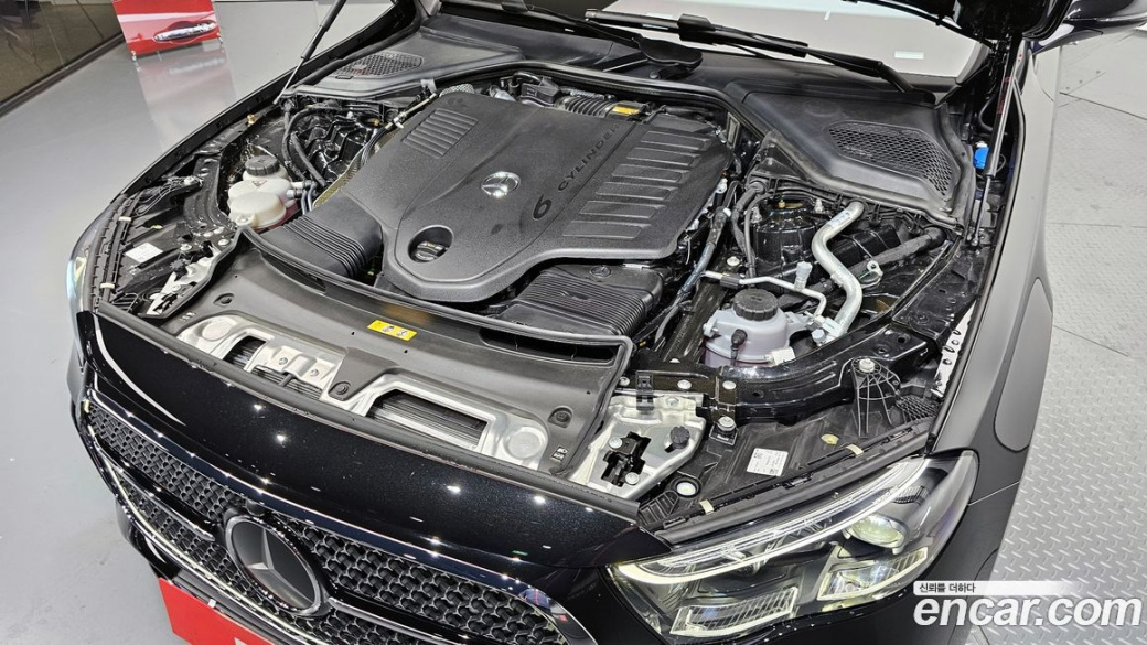 Mercedes-Benz E-Class E450 4MATIC AMG Line, 2026