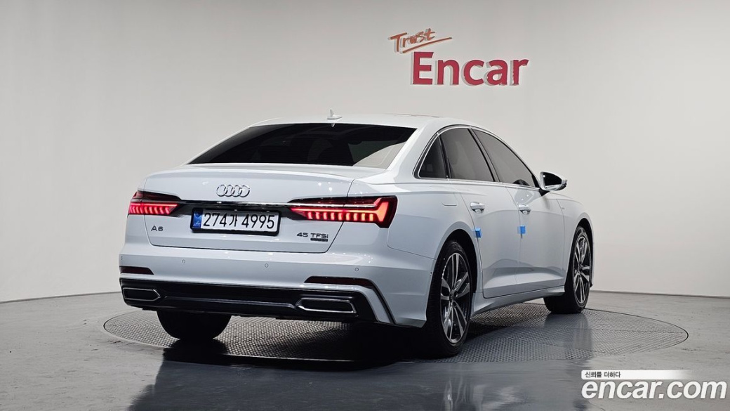 Audi A6 45 TFSI Quattro Premium, 2022