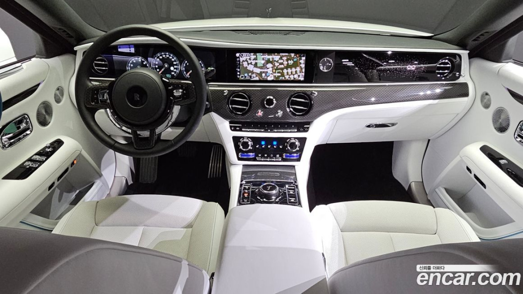 Rolls-Royce Ghost 6.7 V12 Black Badge, 2023