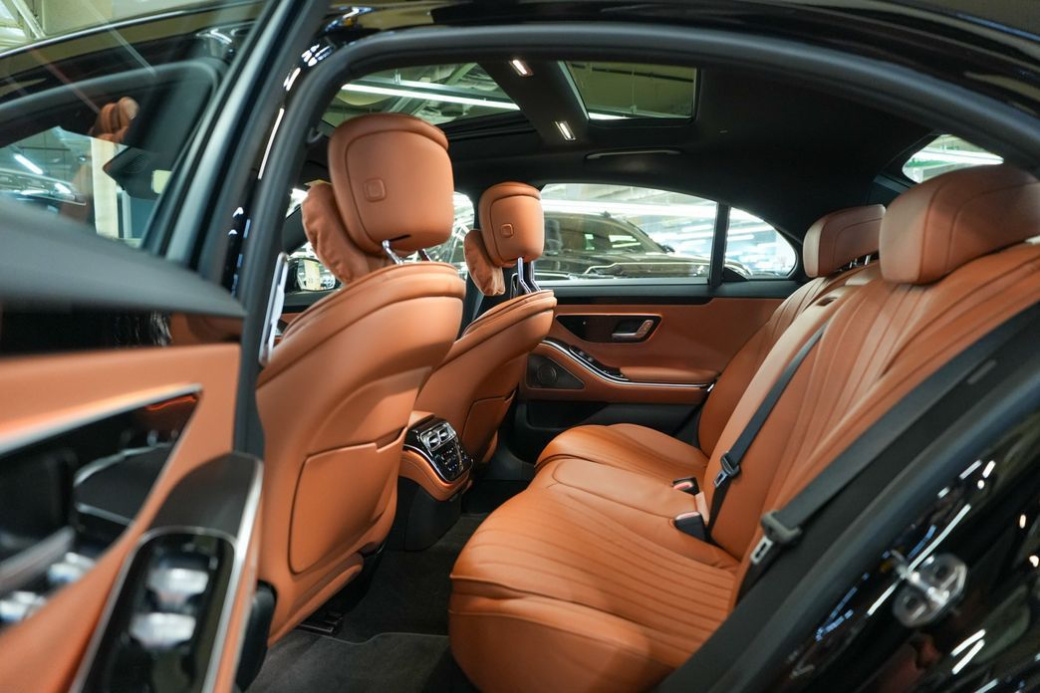 Mercedes-Benz S-Class S350 d 4MATIC, 2025