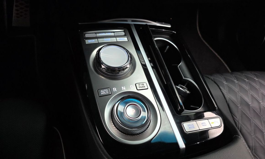 Genesis G80 Gasoline 2.5 Turbo 2WD, 2024