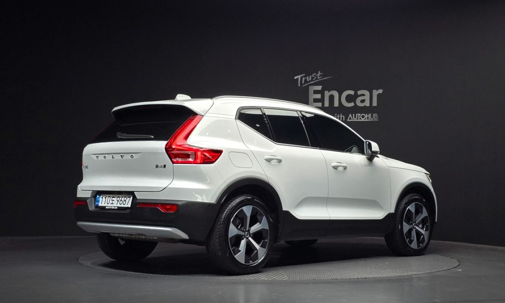Volvo XC40 B4 Ultra Bright, 2025