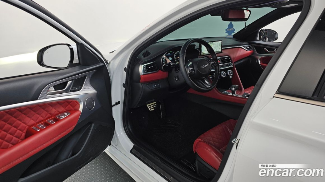 Genesis G70 Gasoline 2.0T 4WD, 2022