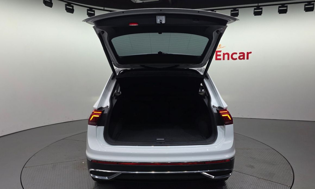 Volkswagen Tiguan 2.0 TDI Prestige, 2023